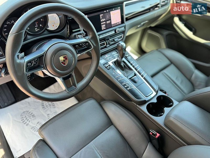 Внедорожник / Кроссовер Porsche Macan 2018 в Стрые