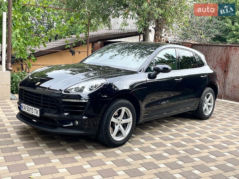 Позашляховик / Кросовер Porsche Macan 2017 в Києві