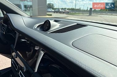 Позашляховик / Кросовер Porsche Macan 2023 в Києві