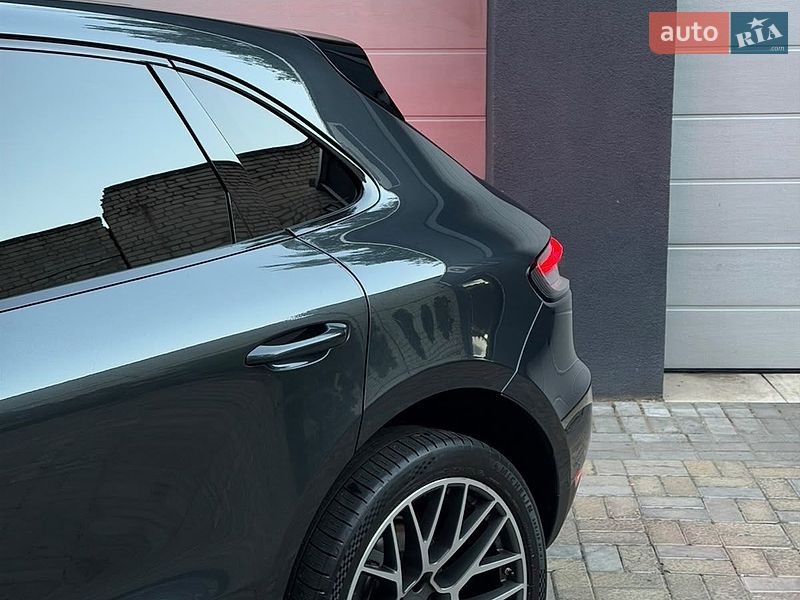 Внедорожник / Кроссовер Porsche Macan 2019 в Кременчуге