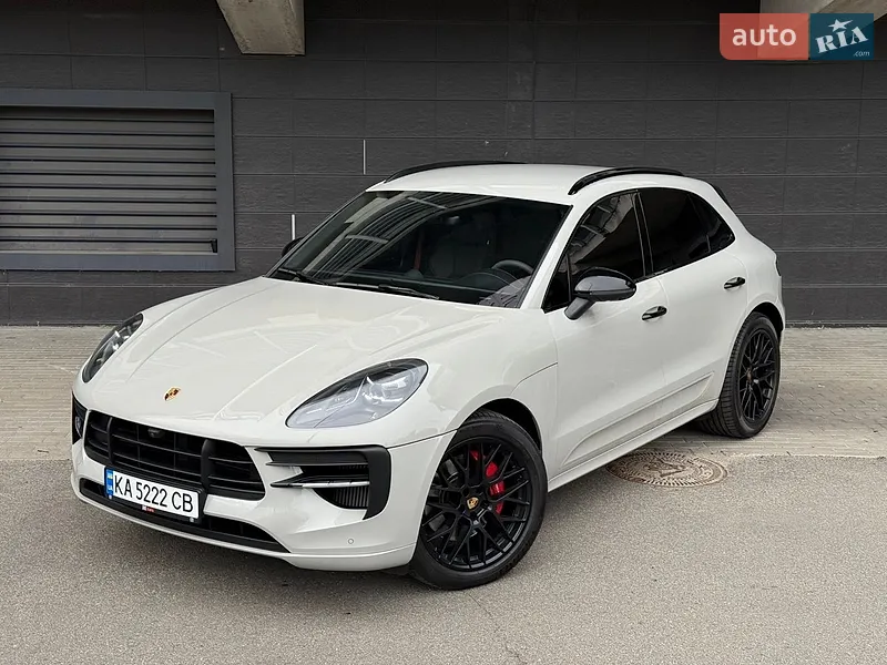 Porsche Macan 2021