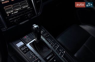 Внедорожник / Кроссовер Porsche Macan 2014 в Киеве