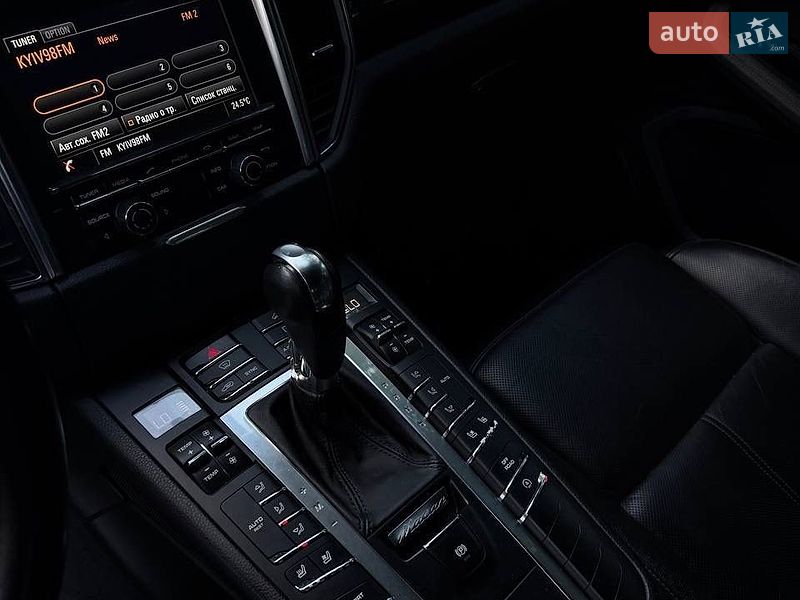 Внедорожник / Кроссовер Porsche Macan 2014 в Киеве