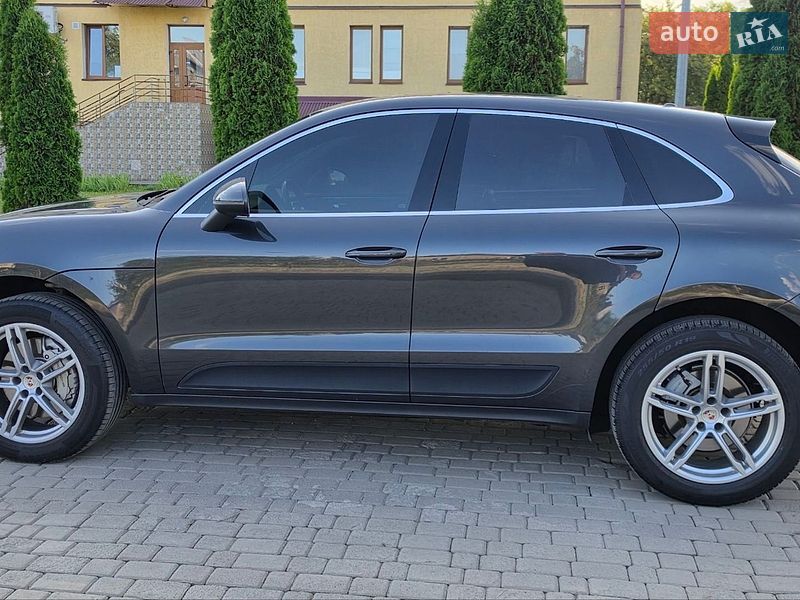 Позашляховик / Кросовер Porsche Macan 2018 в Коломиї