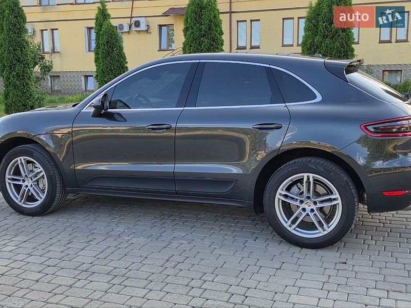 Позашляховик / Кросовер Porsche Macan 2018 в Коломиї
