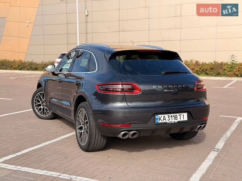 Позашляховик / Кросовер Porsche Macan 2017 в Києві