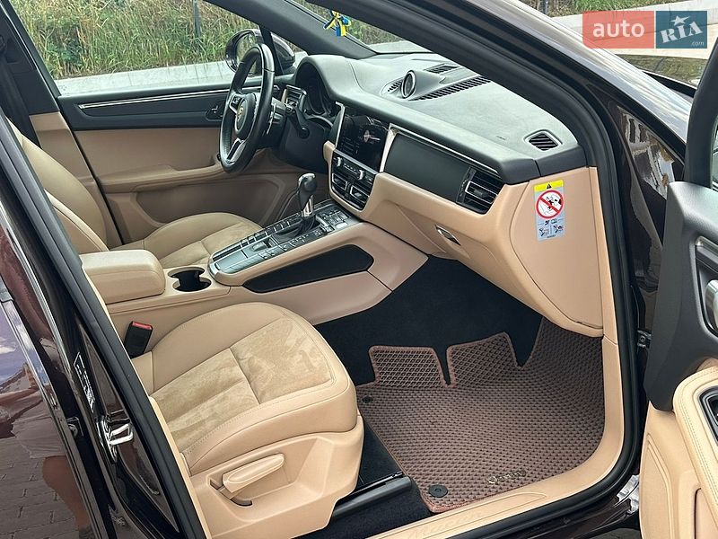 Позашляховик / Кросовер Porsche Macan 2020 в Вінниці