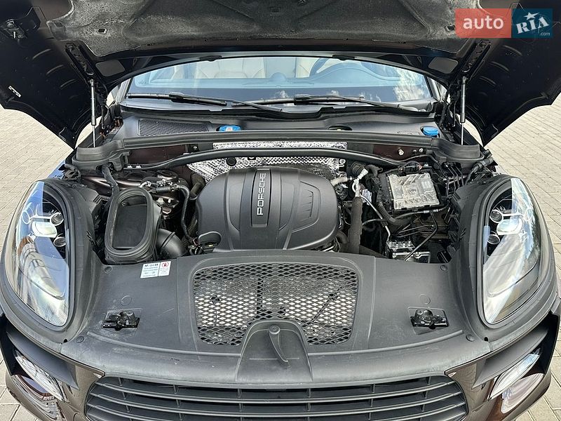 Позашляховик / Кросовер Porsche Macan 2020 в Вінниці