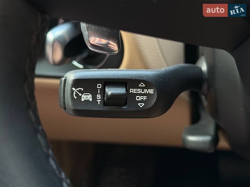Внедорожник / Кроссовер Porsche Macan 2023 в Киеве