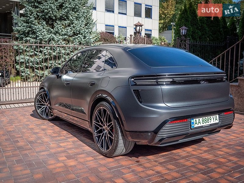 Позашляховик / Кросовер Porsche Macan 2024 в Києві фото 9 Позашляховик / Кросовер Porsche Macan 2024 в Києві
