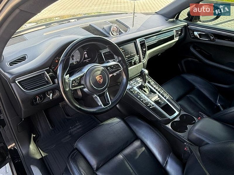 Позашляховик / Кросовер Porsche Macan 2015 в Пирятині