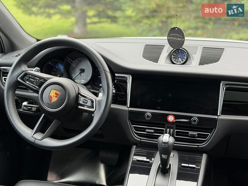 Внедорожник / Кроссовер Porsche Macan 2022 в Одессе
