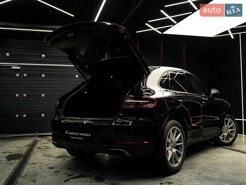 Внедорожник / Кроссовер Porsche Macan 2016 в Черновцах