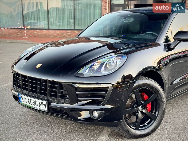 Внедорожник / Кроссовер Porsche Macan 2016 в Киеве