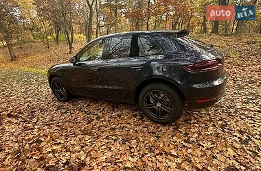 Внедорожник / Кроссовер Porsche Macan 2018 в Киеве фото 6 Внедорожник / Кроссовер Porsche Macan 2018 в Киеве