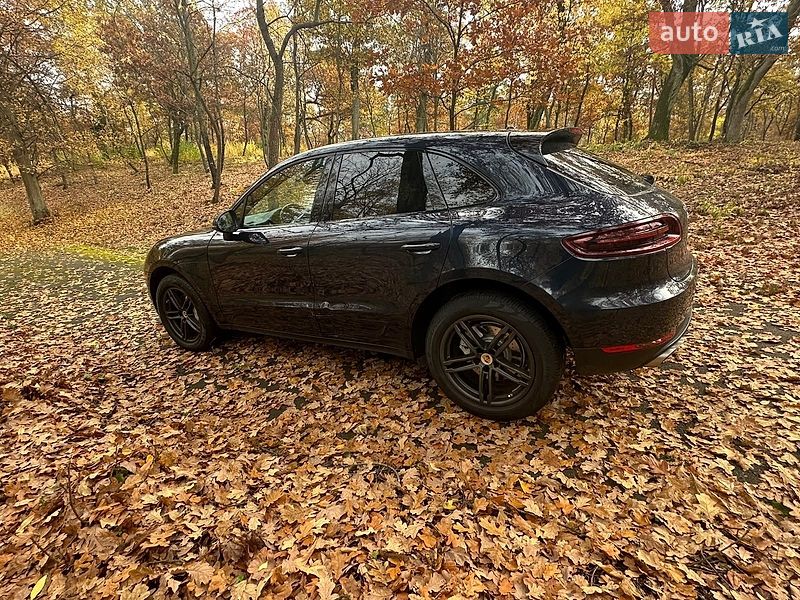 Внедорожник / Кроссовер Porsche Macan 2018 в Киеве фото 6 Внедорожник / Кроссовер Porsche Macan 2018 в Киеве