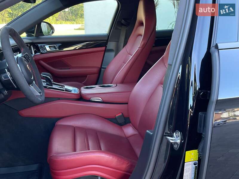 Универсал Porsche Panamera Sport Turismo 2019 в Луцке фото 16 Универсал Porsche Panamera Sport Turismo 2019 в Луцке