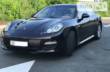  Porsche Panamera 2010 в Киеве