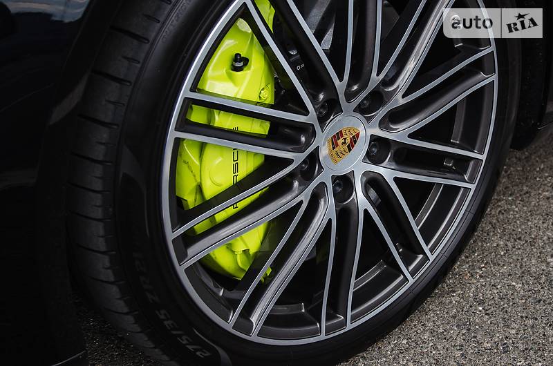 Porsche Panamera 2017 в Киеве