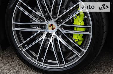  Porsche Panamera 2017 в 