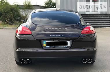 Лифтбек Porsche Panamera 2009 в Киеве