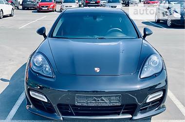 Хэтчбек Porsche Panamera 2012 в Киеве