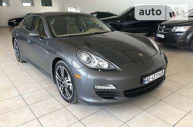 Хэтчбек Porsche Panamera 2013 в Одессе