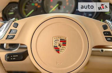 Седан Porsche Panamera 2014 в Киеве