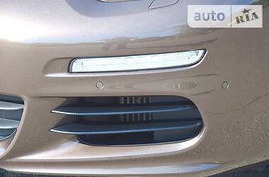Хетчбек Porsche Panamera 2013 в 