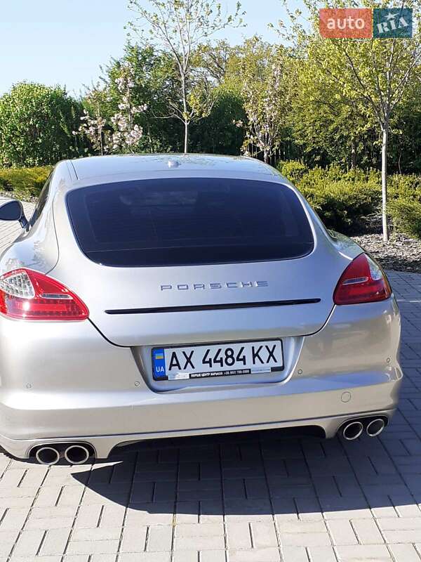 Седан Porsche Panamera 2010 в Харькове фото 5 Седан Porsche Panamera 2010 в Харькове