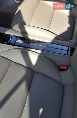 Седан Porsche Panamera 2010 в 