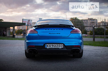 Лифтбек Porsche Panamera 2013 в Киеве