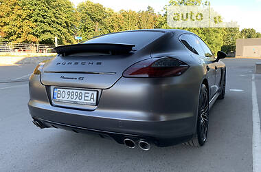 Хетчбек Porsche Panamera 2011 в Тернополі