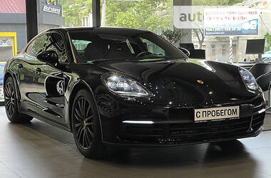 Седан Porsche Panamera 2017 в Одессе