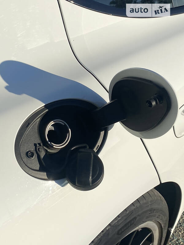 Седан Porsche Panamera 2014 в Киеве фото 20 Седан Porsche Panamera 2014 в Киеве