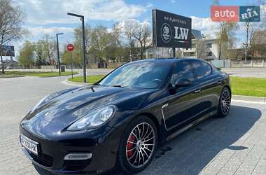 Седан Porsche Panamera 2010 в Дніпрі