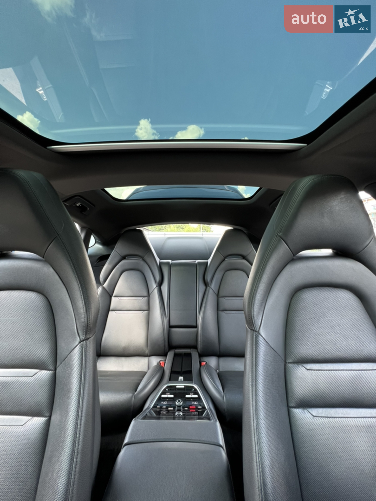 2017 Porsche Panamera - мініатюра 32