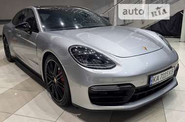 Фастбек Porsche Panamera 2019 в 