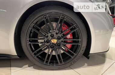 Фастбек Porsche Panamera 2019 в 