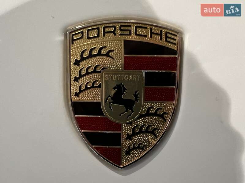 Фастбек Porsche Panamera 2012 в Києві фото 28 Фастбек Porsche Panamera 2012 в Києві