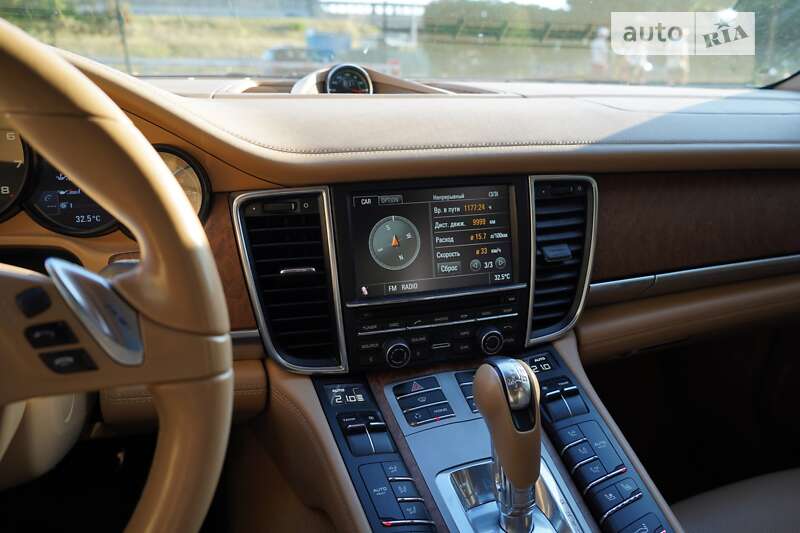Фастбэк Porsche Panamera 2010 в Киеве фото 8 Фастбэк Porsche Panamera 2010 в Киеве