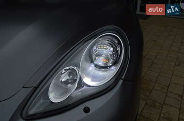 Фастбэк Porsche Panamera 2011 в 