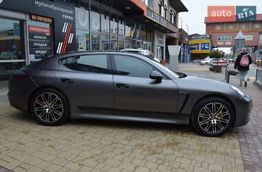 Фастбэк Porsche Panamera 2011 в 