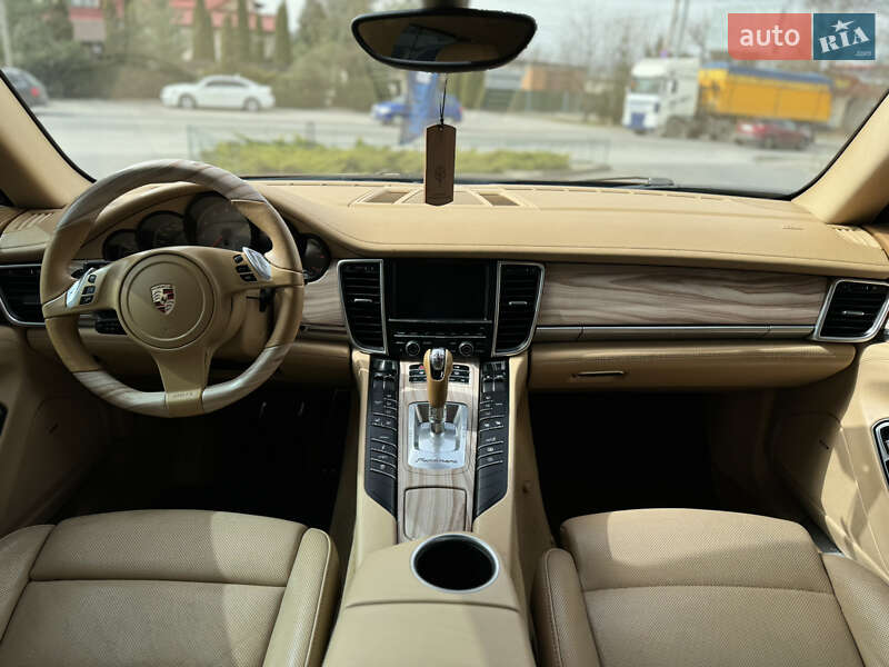 Фастбек Porsche Panamera 2011 в Хмельницькому фото 20 Фастбек Porsche Panamera 2011 в Хмельницькому