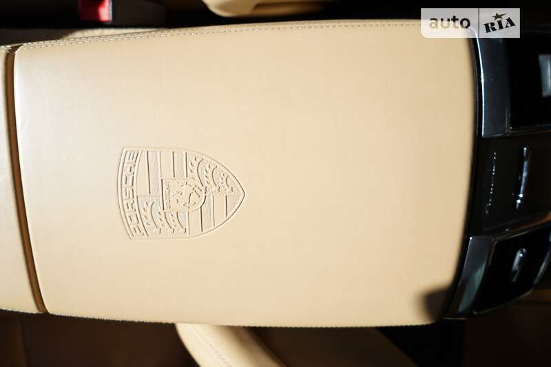 Фастбэк Porsche Panamera 2010 в Киеве фото 20 Фастбэк Porsche Panamera 2010 в Киеве
