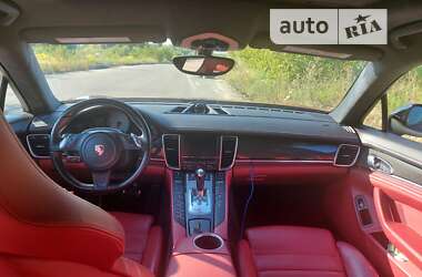 Фастбек Porsche Panamera 2015 в 