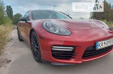 Фастбек Porsche Panamera 2015 в 