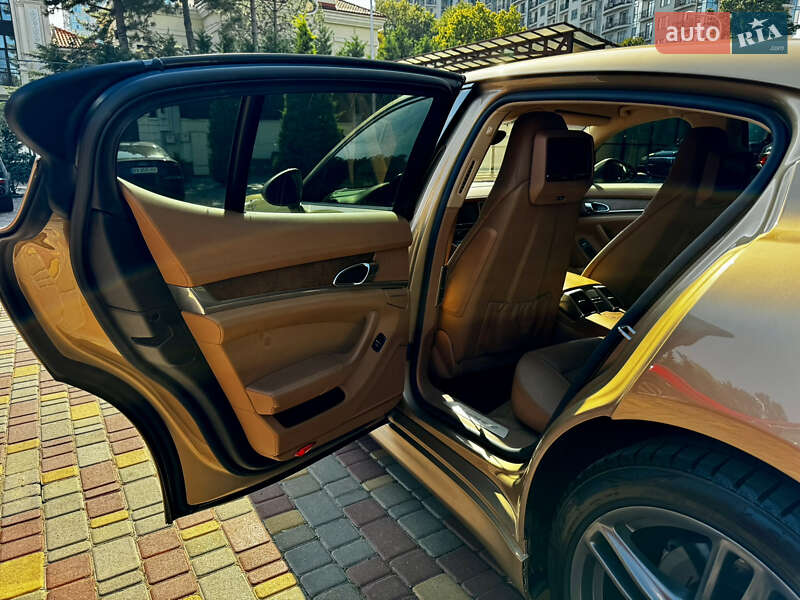 Фастбек Porsche Panamera 2012 в Одесі фото 20 Фастбек Porsche Panamera 2012 в Одесі