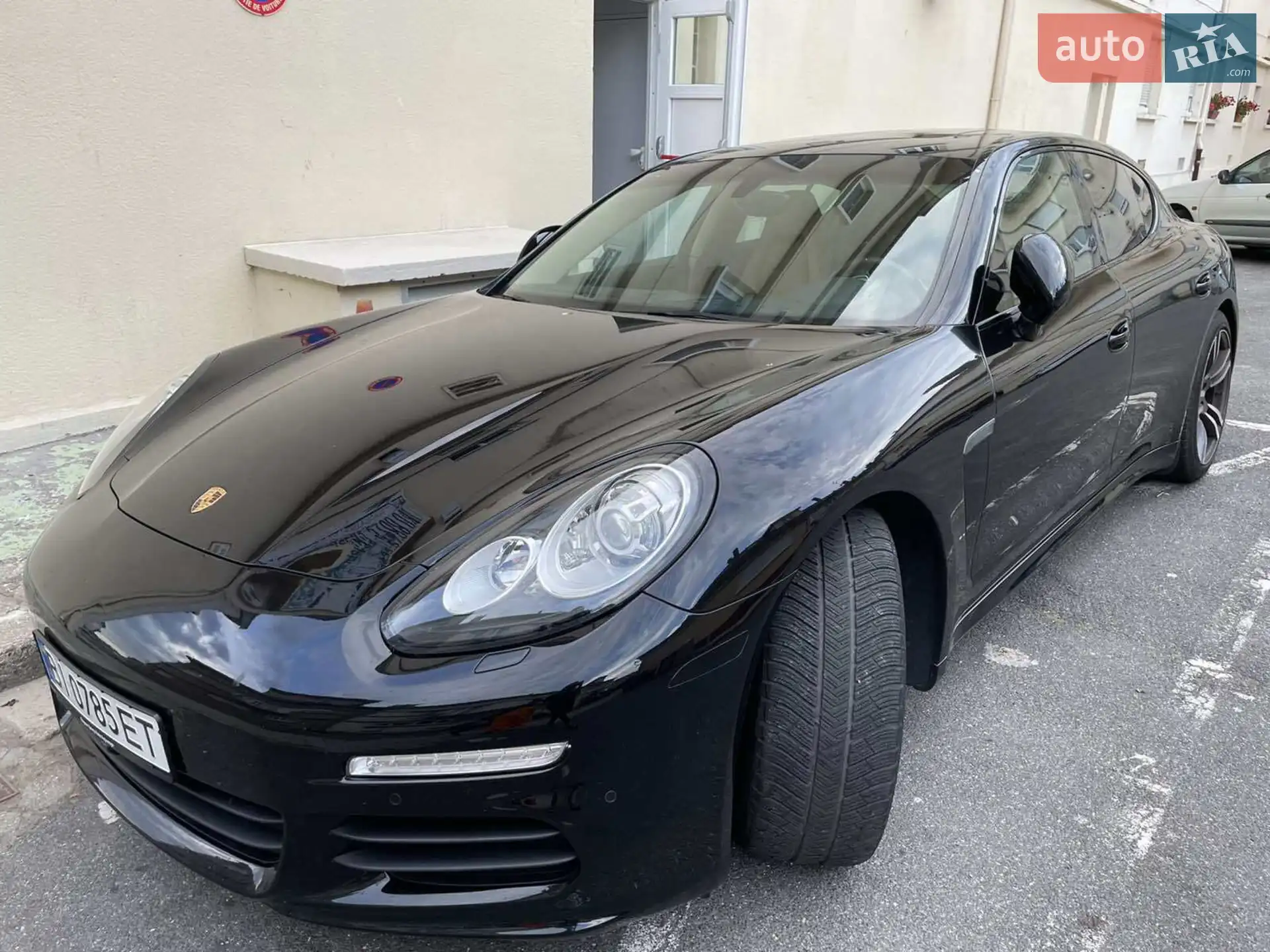 2016 Porsche Panamera - мініатюра 3