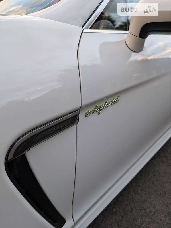 Фастбек Porsche Panamera 2014 в Ужгороді фото 20 Фастбек Porsche Panamera 2014 в Ужгороді